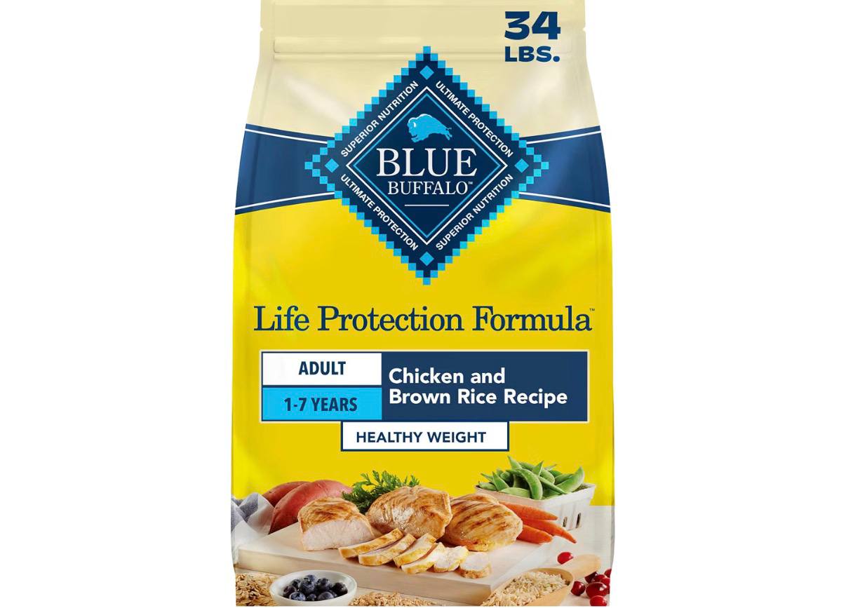 Blue Buffalo Life Protection Formula Healthy Weight Adult Dry Dog Food, Chicken & Brown Rice, Supports Immunity with Ant