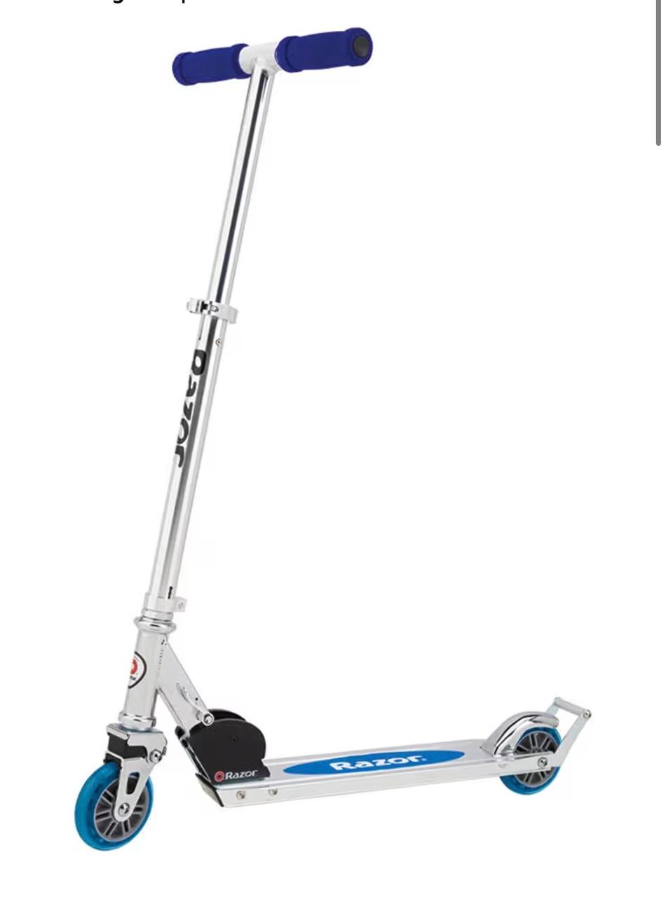 Razor A2 Kick Scooter for Kids Ages 5+ – Wheelie Bar, Foldable, Lightweight, Aluminum Frame